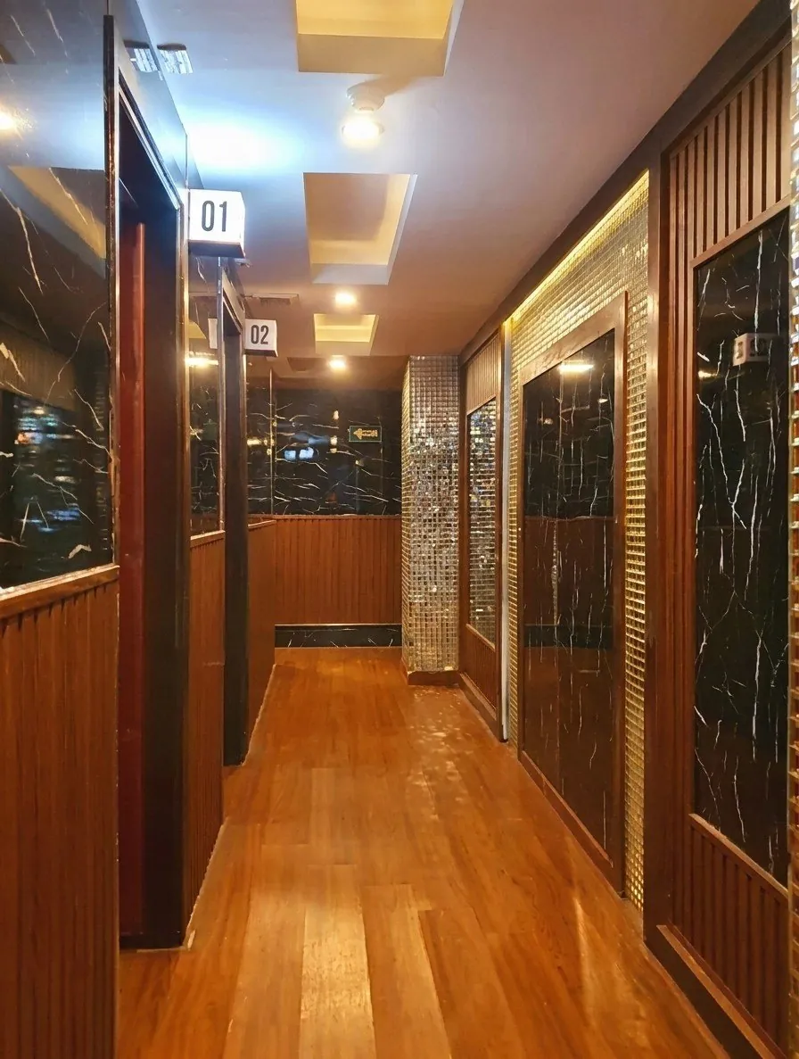 다낭 넘버원 가라오케 사진 2